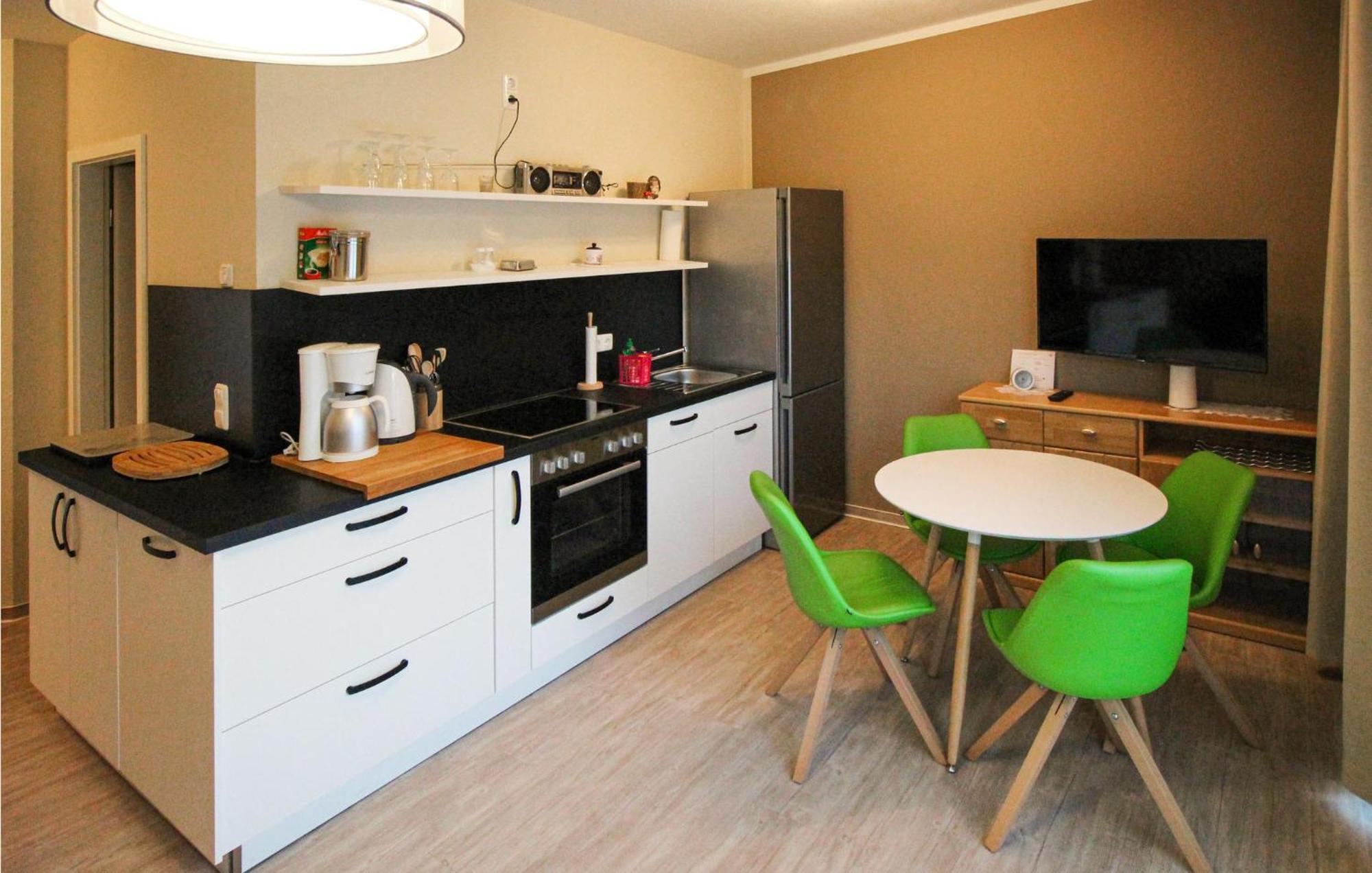 Stunning Apartment In Graal-Mueritz With Kitchen Exteriér fotografie